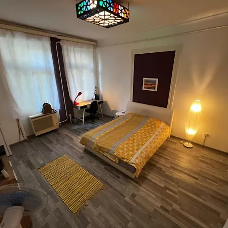 Szeged Apartment Apartament Segedyn